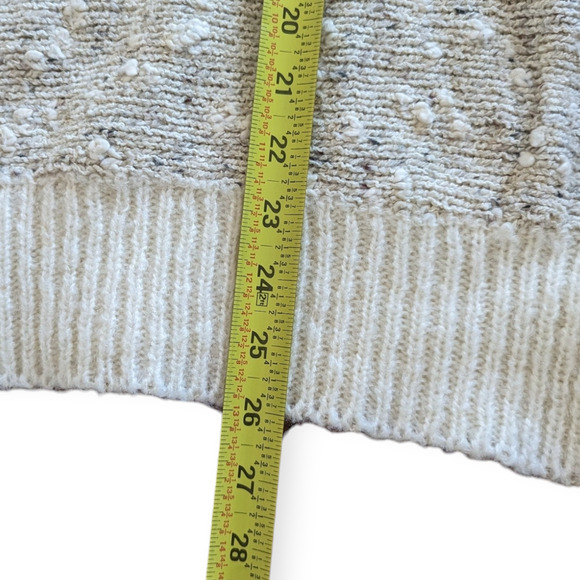 Vintage 80's Pastel Embroidered Floral Oversized Nubby Sweater - Picture 4 of 6